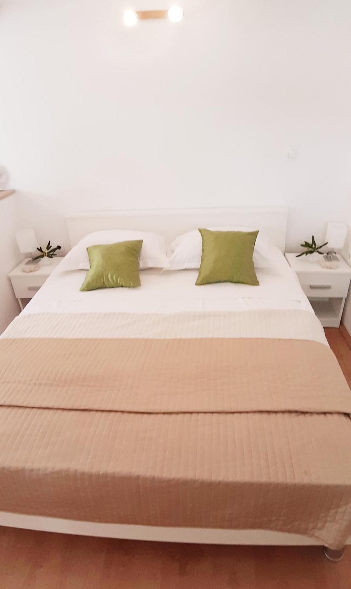 Apartments By The Sea Zavalatica, Korcula - 189 エクステリア 写真